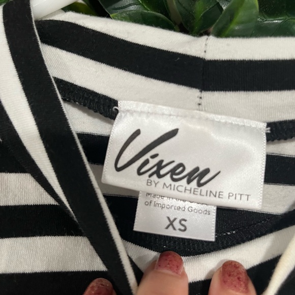 Vixen by Micheline Pitt bad girl crop top - Picture 3 of 3